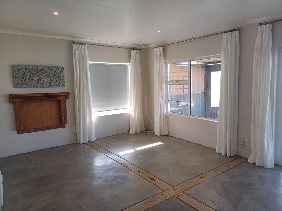 To Let 2 Bedroom Property for Rent in Oceanview Heights Western Cape